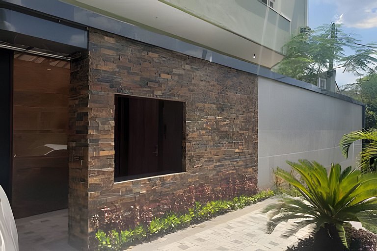 Studio Engenhao Cozinha garagem AC Wi-Fi