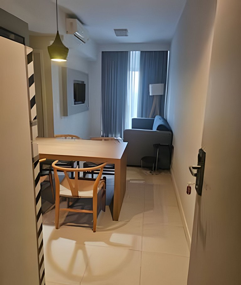 Apartamento varanda 5 - sala e quarto separados