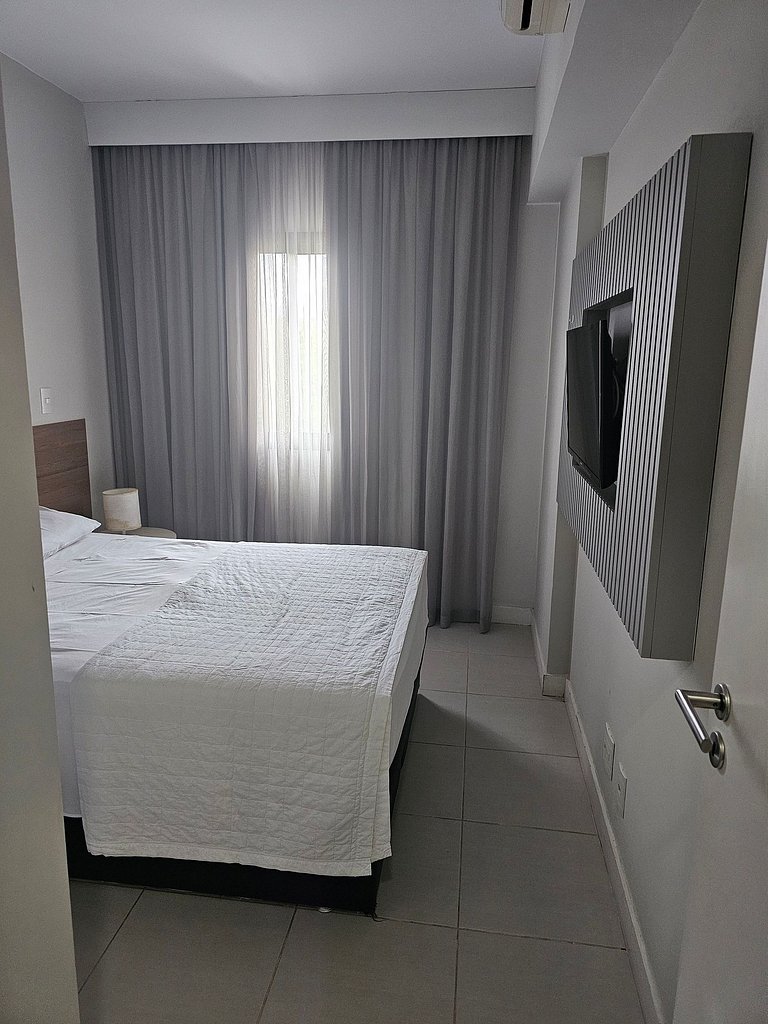 Apartamento varanda 3- sala e quarto separados
