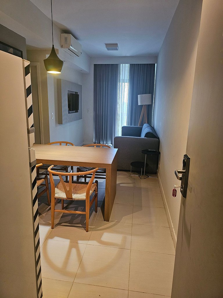 Apartamento varanda 3- sala e quarto separados