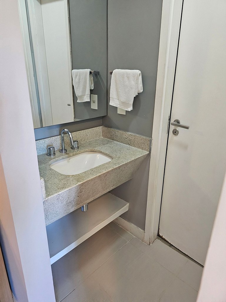 Apartamento varanda 7 - sala e quarto separados